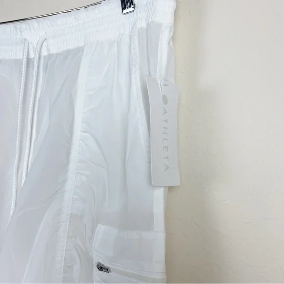 Athleta Parachute White Cargo Pants Size 8 - Picture 4 of 7